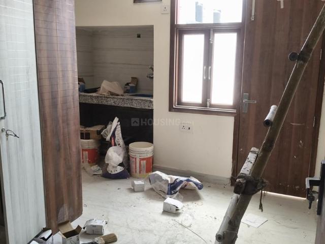 Flat for rent in South Delhi, Deri