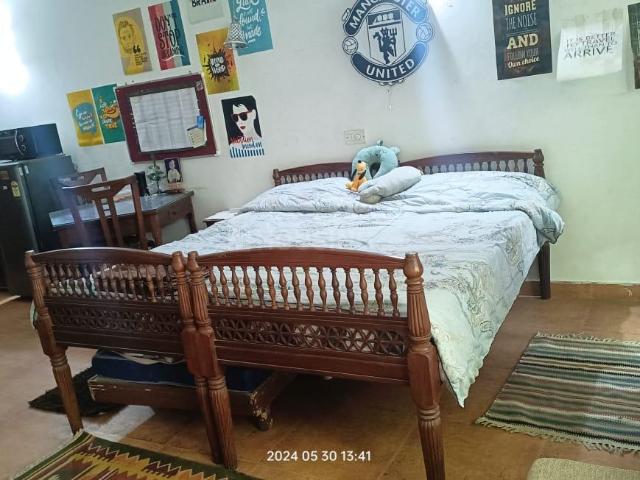Flat for rent in South Delhi, Deri