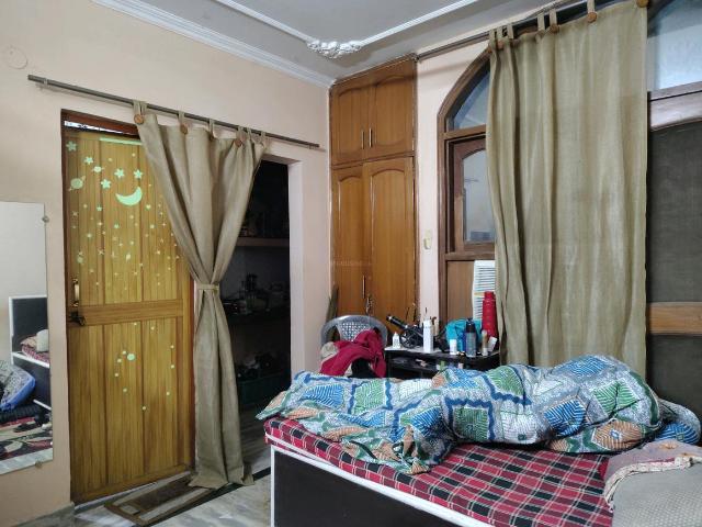 Flat for rent in South Delhi, Deri