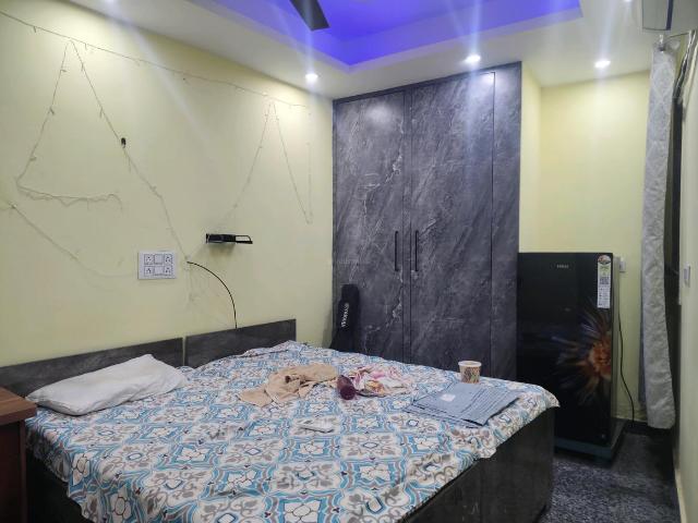 Flat for rent in South Delhi, Deri