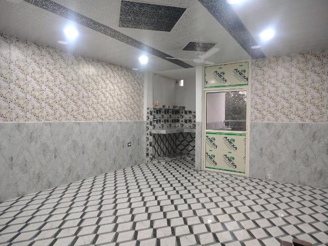 Flat for rent in South Delhi, Deri