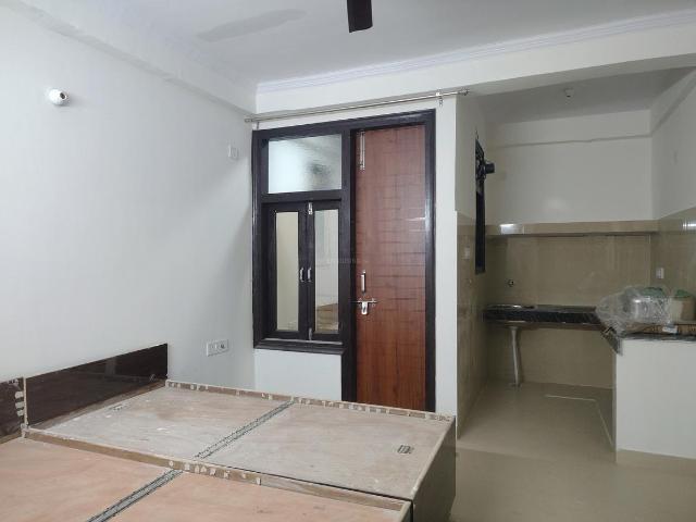 Flat for rent in South Delhi, Deri