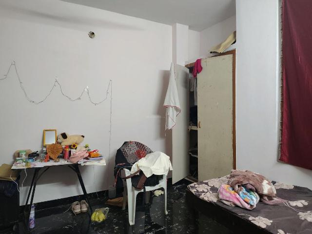 Flat for rent in South Delhi, Deri