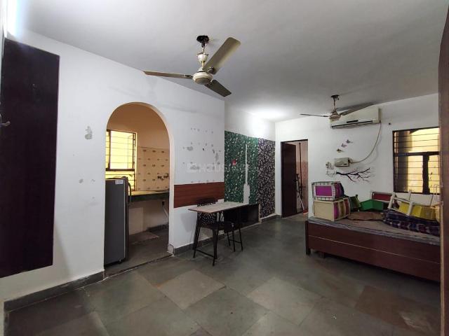 Flat for rent in South Delhi, Deri