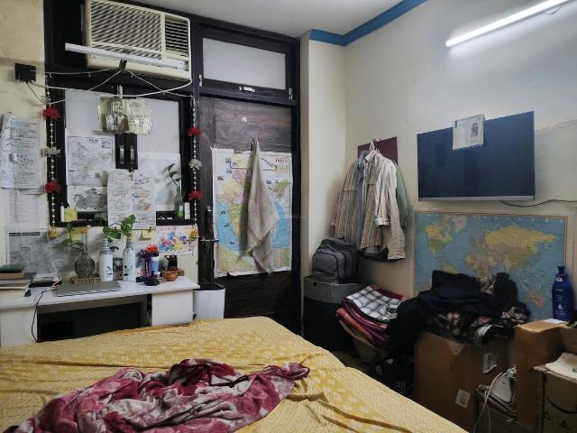 Flat for rent in South Delhi, Deri