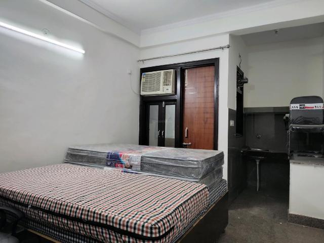 Flat for rent in South Delhi, Deri