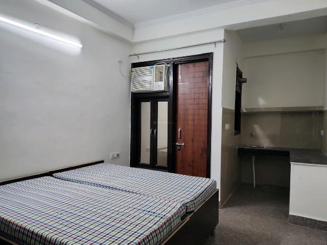 Flat for rent in South Delhi, Deri