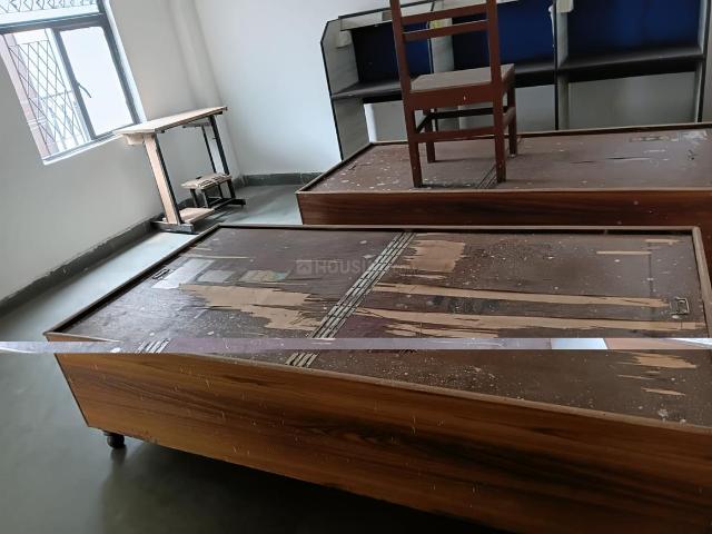 Flat for rent in South Delhi, Deri