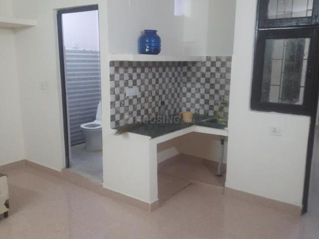 Flat for rent in South Delhi, Deri