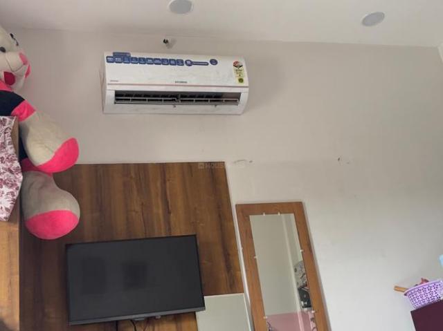 Flat for rent in Madya