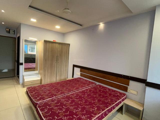 Flat for rent in Madya