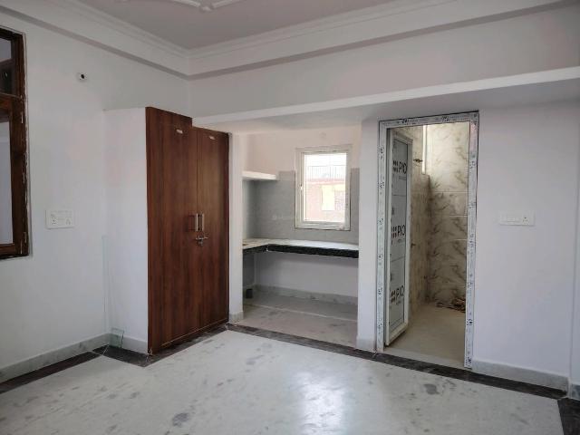 Flat for rent in Deri