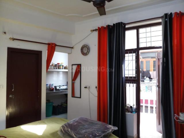 Flat for rent in Deri