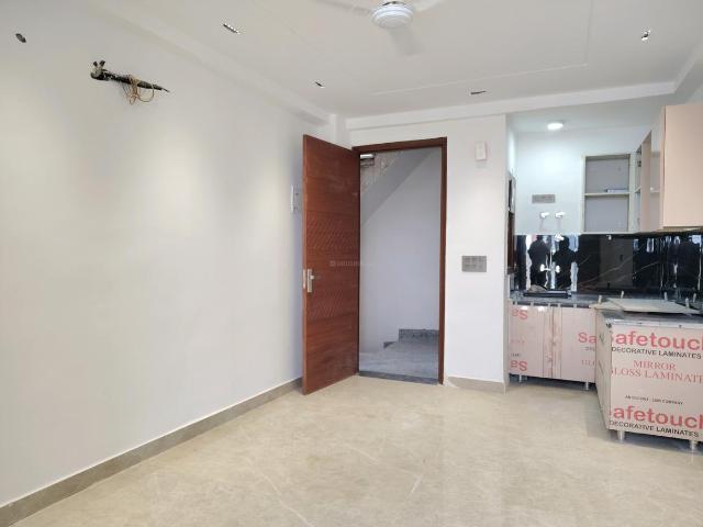 Flat for rent in South Delhi, Deri