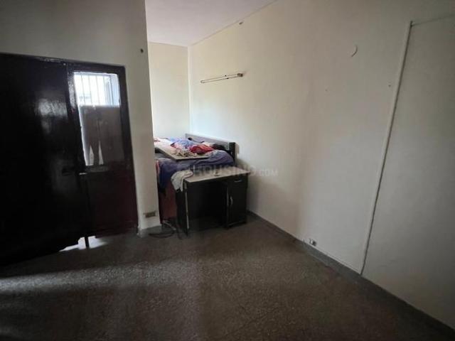 Flat for rent in West Delhi, Deri