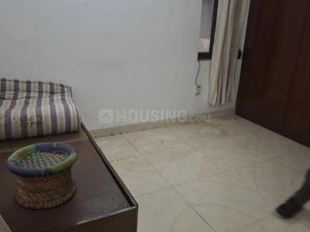 Flat for rent in East Delhi, Deri