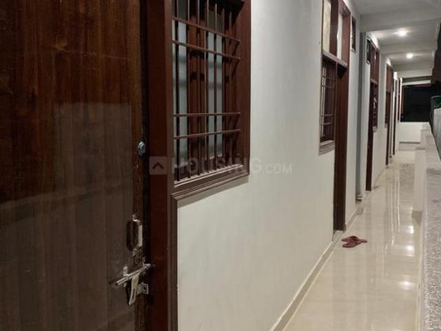 Flat for rent in North West Delhi, Deri