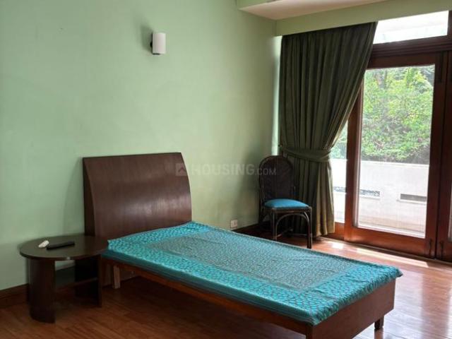 Flat for rent in South Delhi, Deri