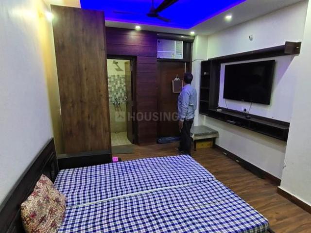 Flat for rent in South Delhi, Deri