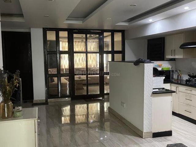 Flat for rent in South Delhi, Deri