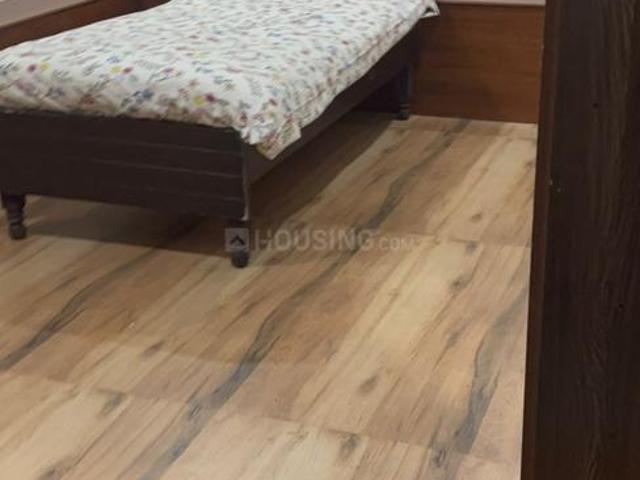 Flat for rent in Deri
