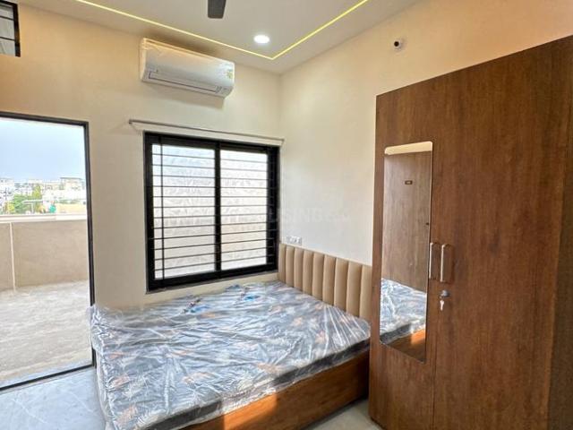 Flat for rent in Madya