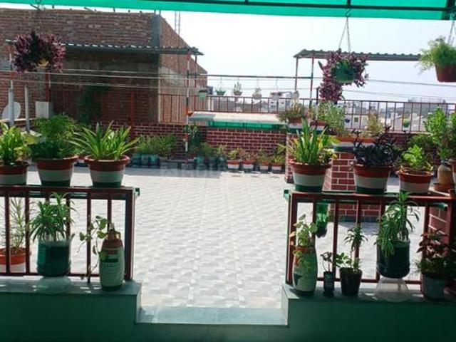 Flat for rent in Hariana