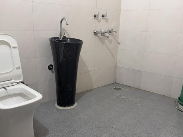 Flat for rent in North Delhi, Deri