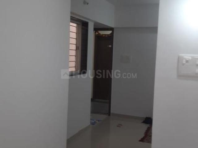 Flat for rent in Guruwar Peth, Pune
