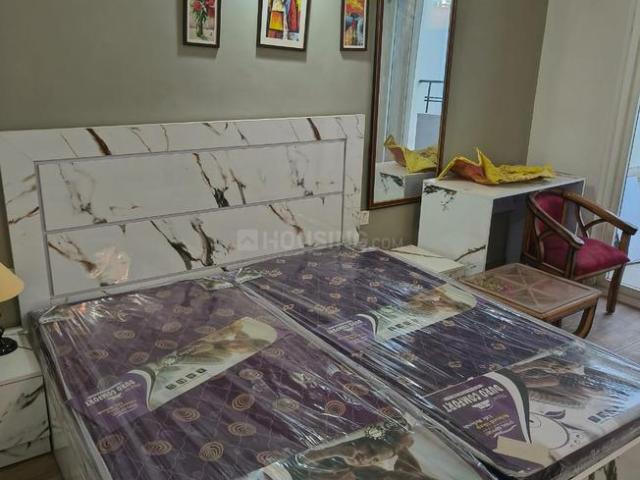 Flat for rent in Paramount Golfforeste, Greater Noida