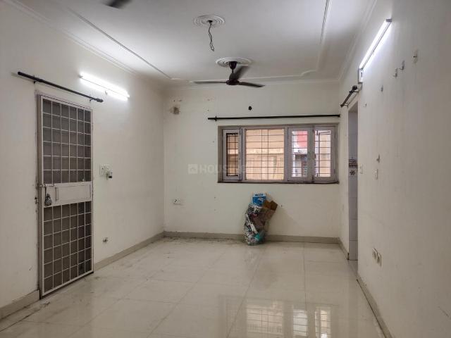 Flat for rent in Deri