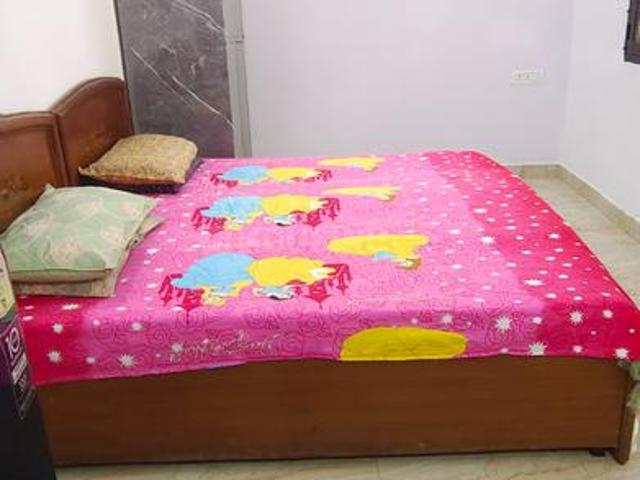 Flat for rent in West Delhi, Deri