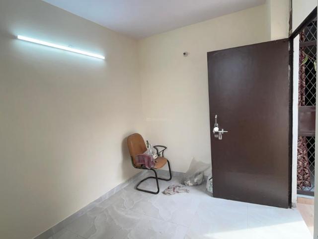 Flat for rent in Deri