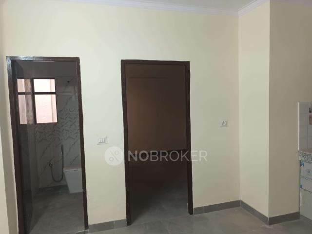 Flat for rent in South Delhi, Deri