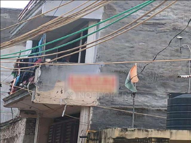 Flat for rent in Deri