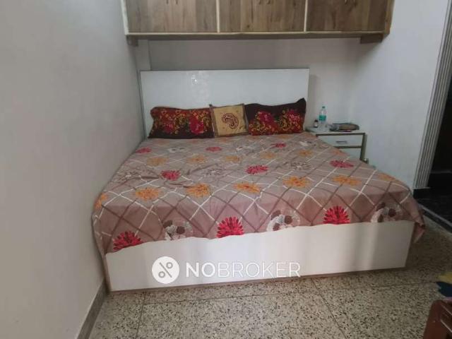 Flat for rent in Deri