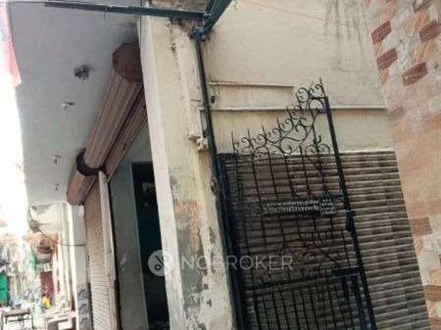 Flat for rent in West Delhi, Deri