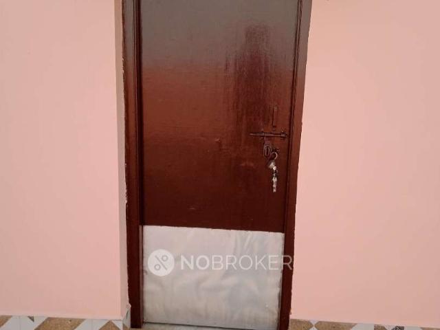 Flat for rent in West Delhi, Deri