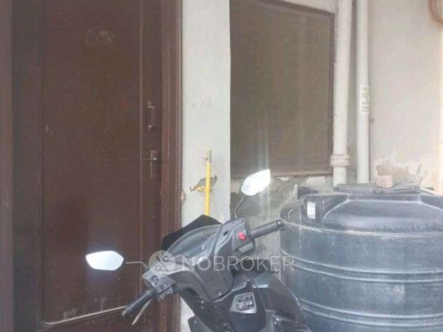 Flat for rent in Deri