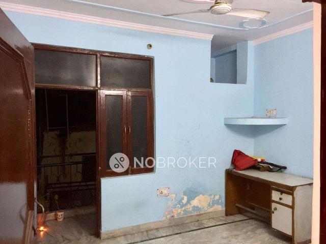 Flat for rent in East Delhi, Deri