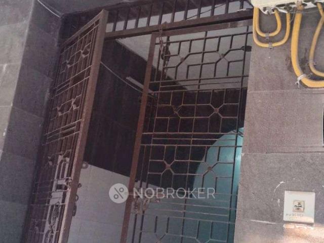 Flat for rent in Mayur Vihar, Delhi