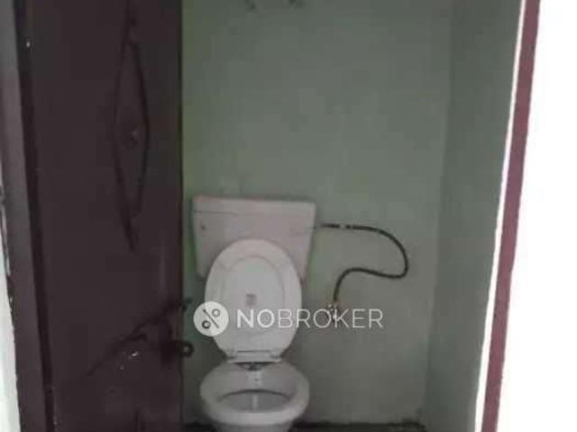 Flat for rent in North Delhi, Deri