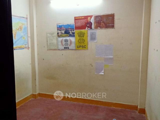 Flat for rent in North Delhi, Deri