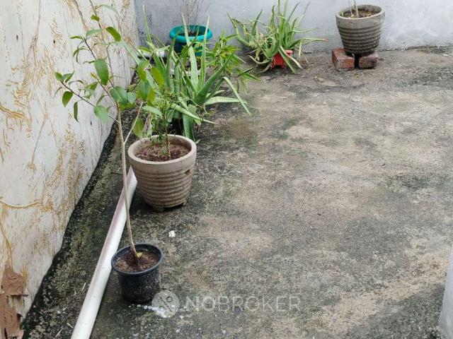 Flat for rent in Bhai Paramanand Colony, Delhi