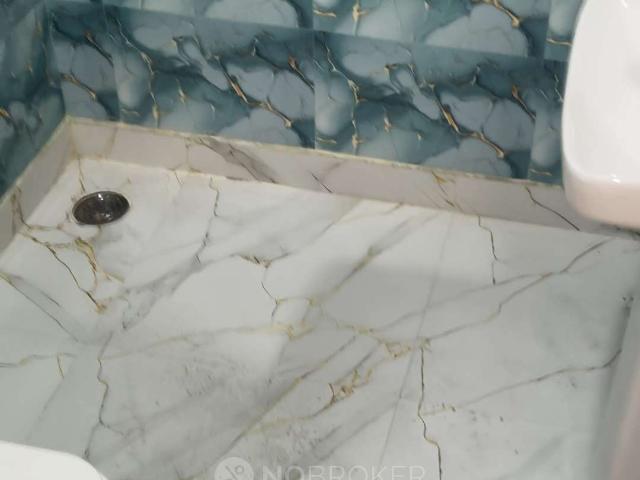 Flat for rent in North Delhi, Deri