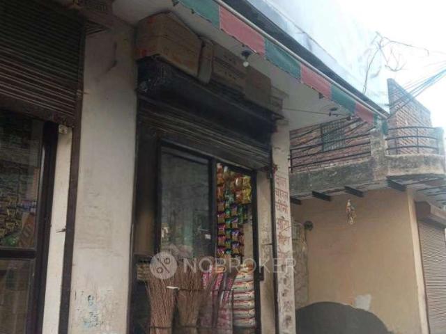Flat for rent in Old Faridabad, Faridabad