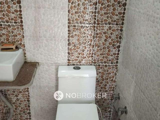 Flat for rent in West Delhi, Deri