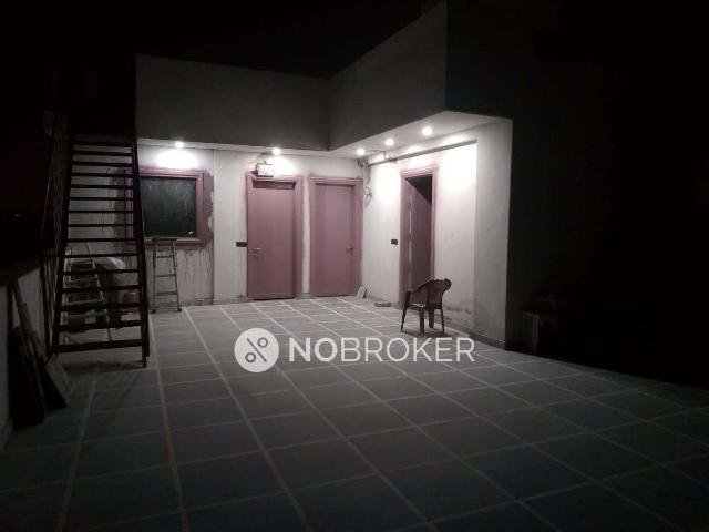 Flat for rent in North West Delhi, Deri