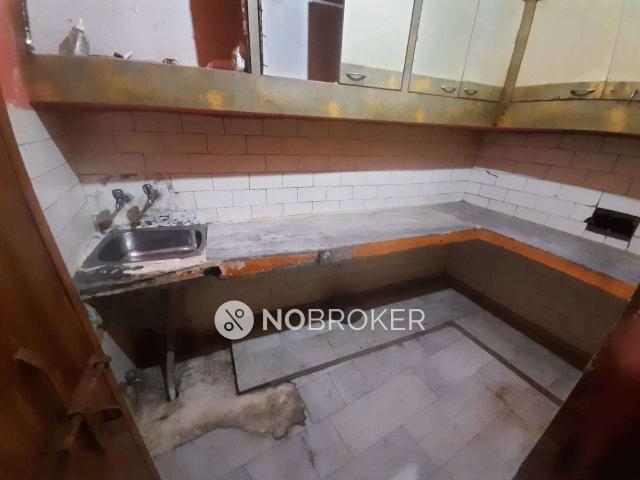 Flat for rent in North West Delhi, Deri