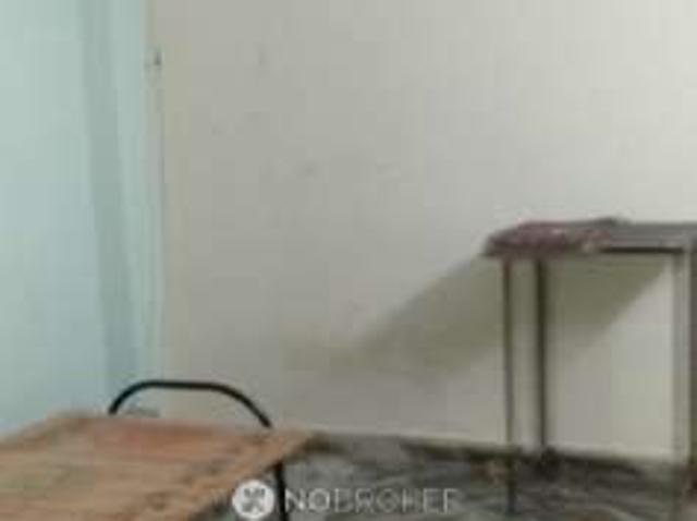 Flat for rent in South Delhi, Deri